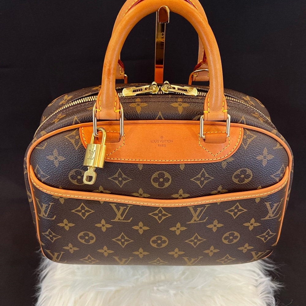 Louis Vuitton Monogram Deauville
